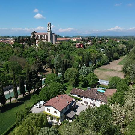 L'Isolo B&B E Case Vacanza Monzambano Bagian luar foto